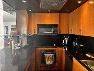Small Image of 11111 BISCAYNE BLVD #16G, Miami Number 17