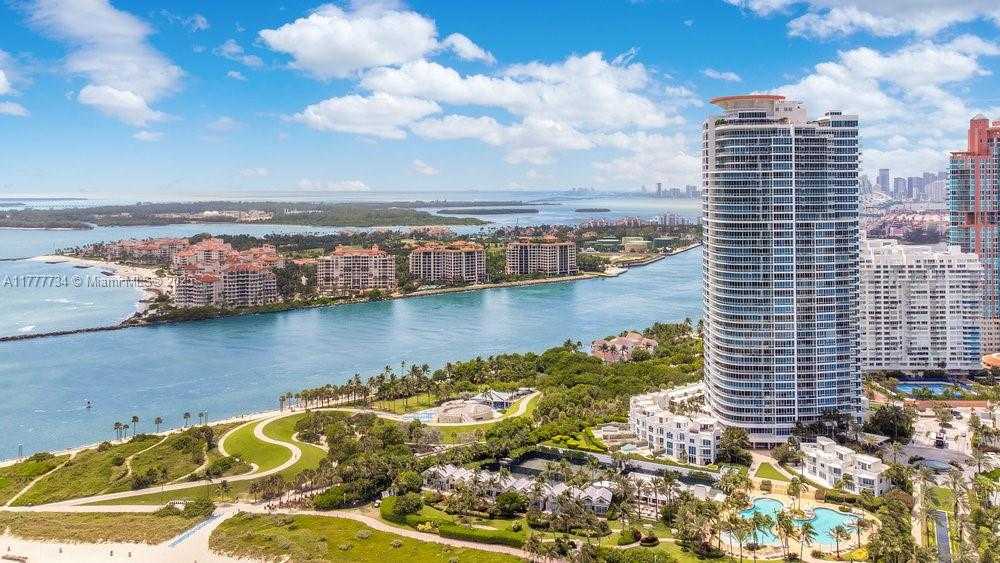 Small Image of 100 SOUTH POINTE DR #Cabana 5, Miami Beach Number 22