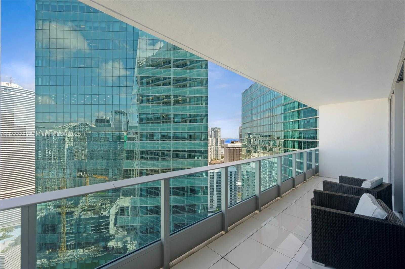 Small Image of 200 BISCAYNE BLVD WAY #4311, Miami Number 17