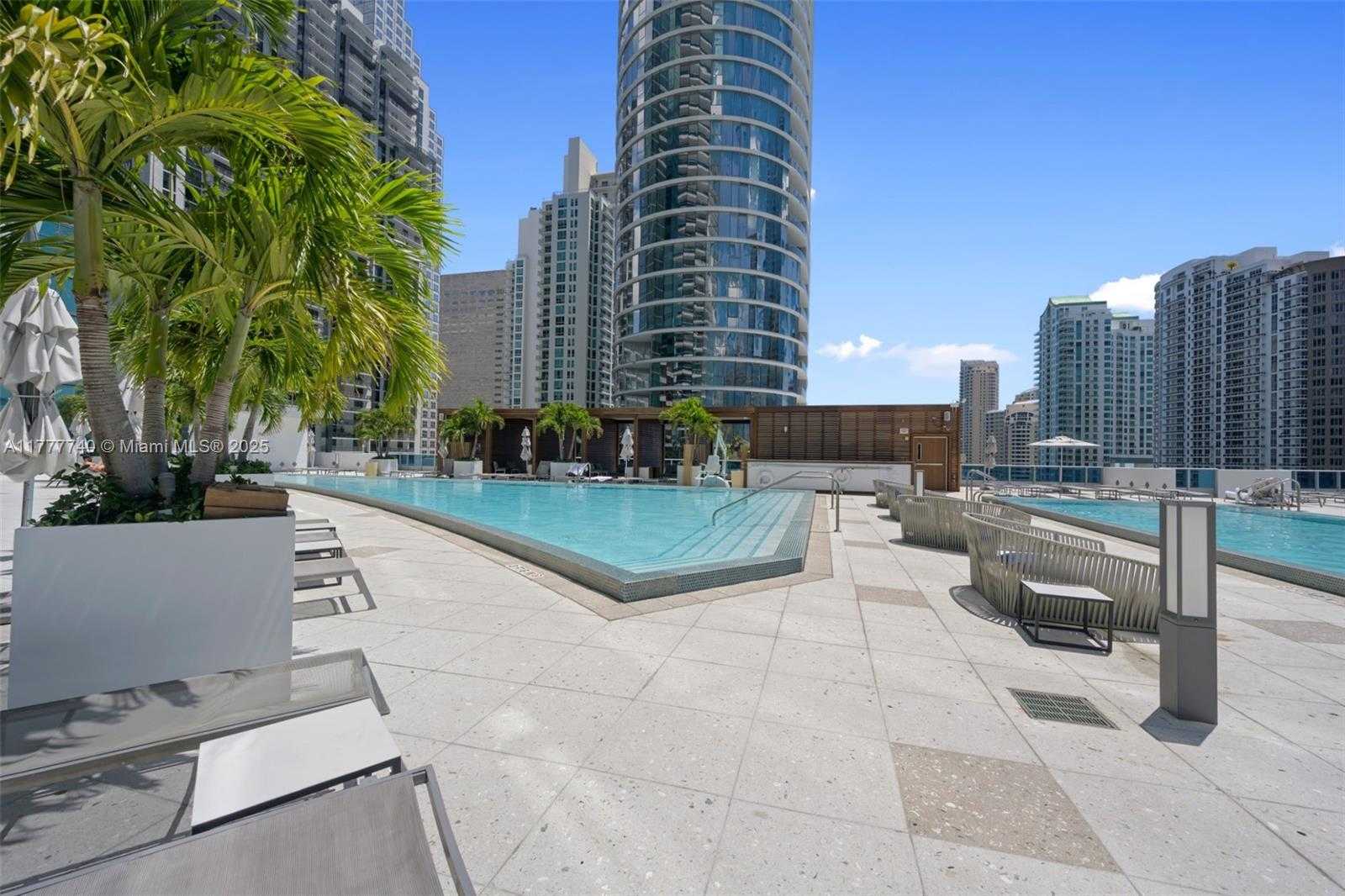Small Image of 200 BISCAYNE BLVD WAY #4311, Miami Number 25