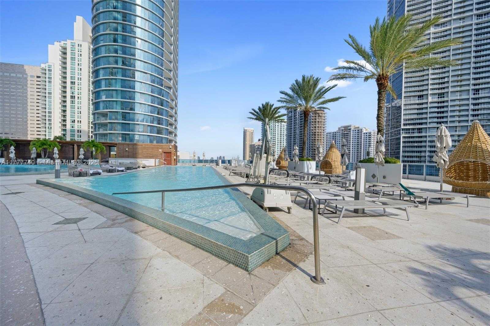 Small Image of 200 BISCAYNE BLVD WAY #4311, Miami Number 27