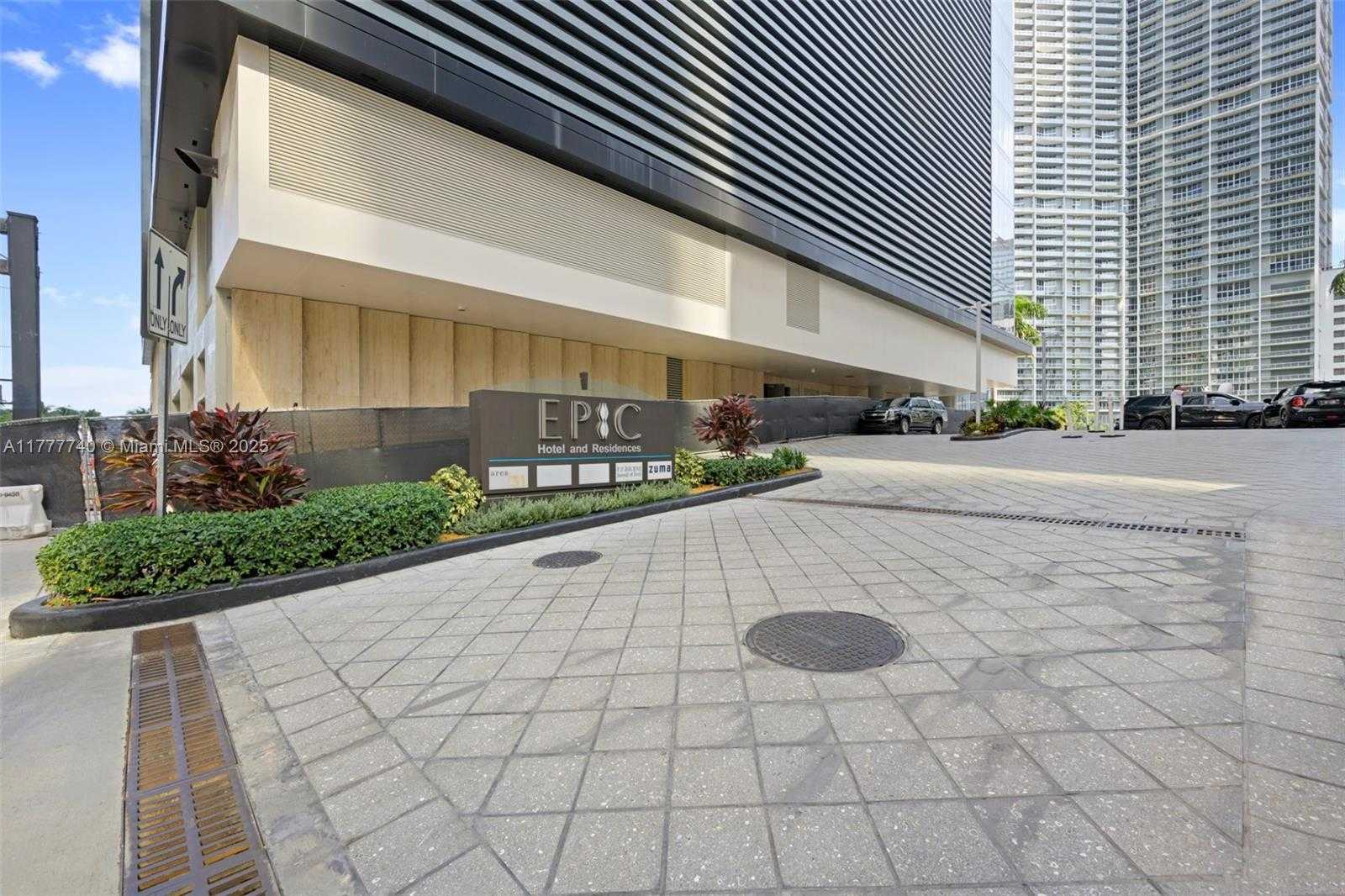 Small Image of 200 BISCAYNE BLVD WAY #4311, Miami Number 35