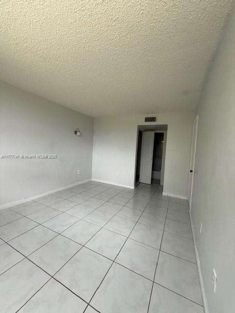 Small Image of 8881 FONTAINEBLEAU BLVD #204, Miami Number 20