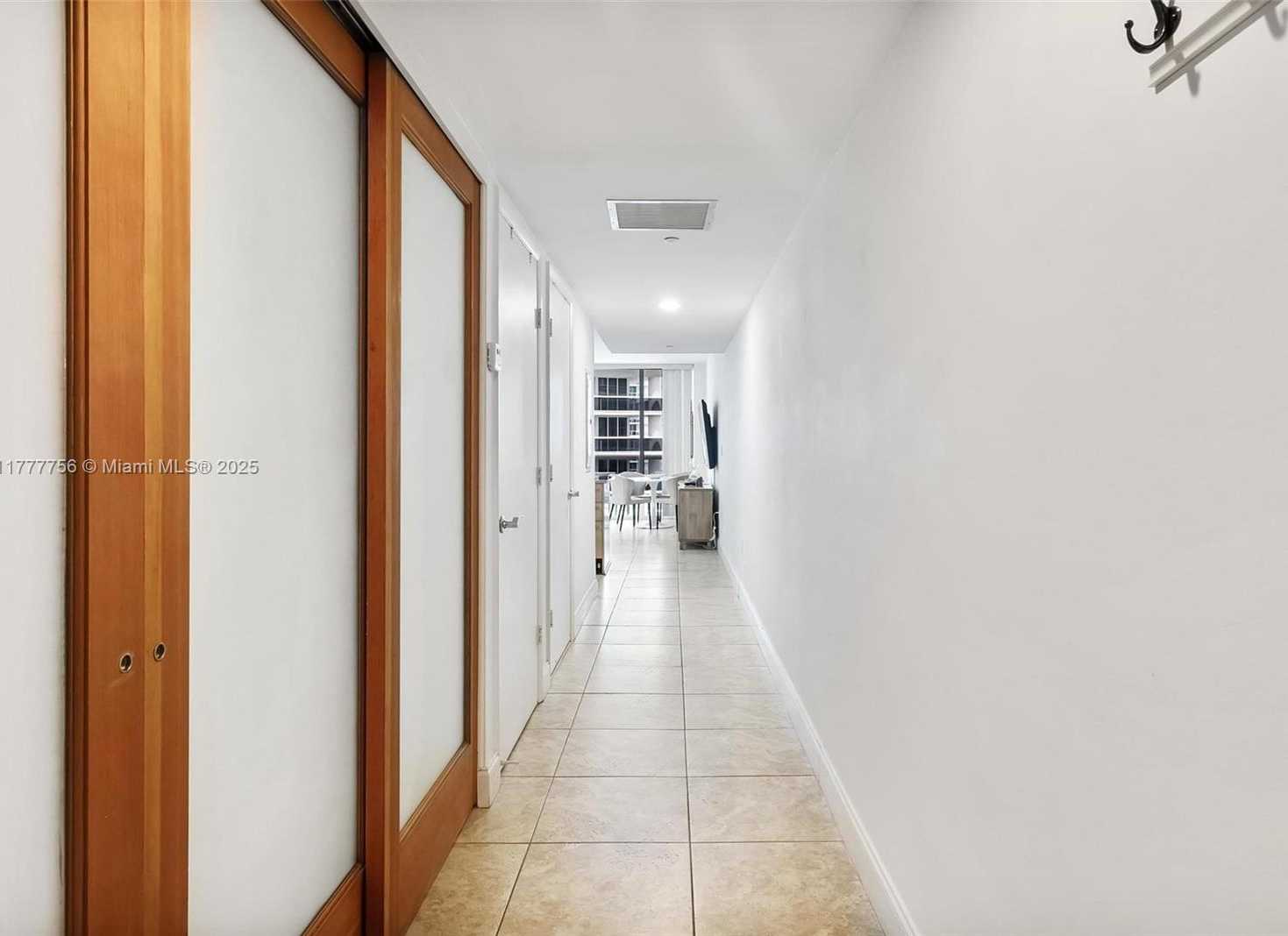 Small Image of 1830 SOUTH OCEAN DR #2409, Hallandale Beach Number 11