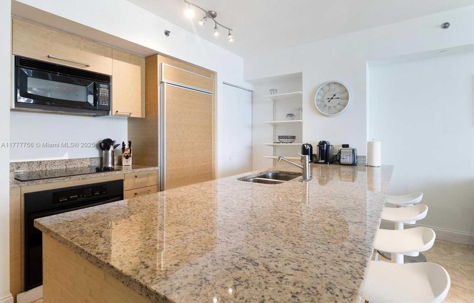 Small Image of 1830 SOUTH OCEAN DR #2409, Hallandale Beach Number 9