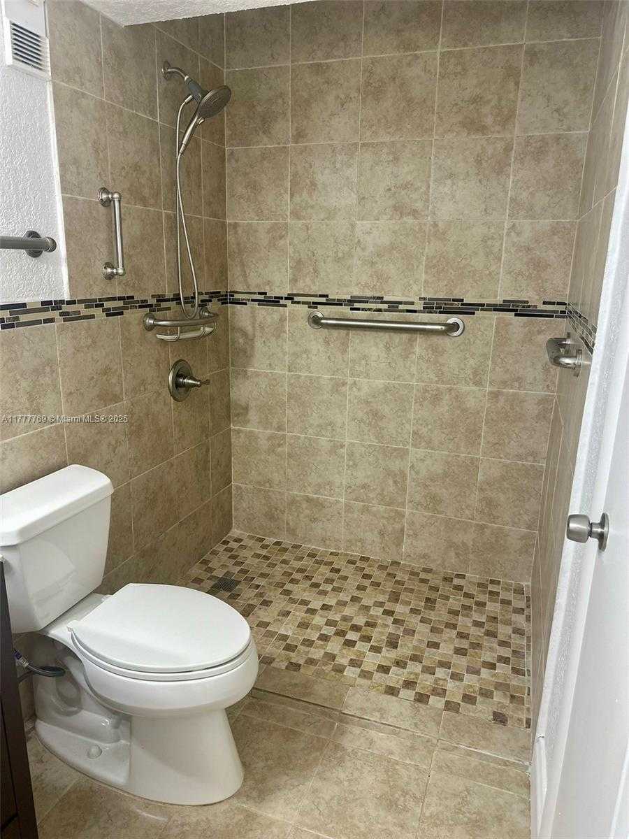Small Image of 10581 SOUTH WEST 155TH CT #1214, Miami Number 17