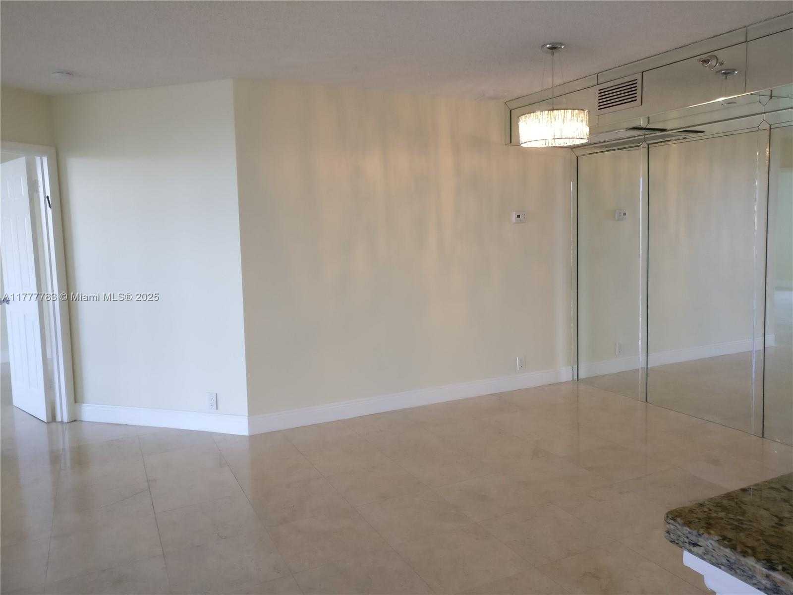 Small Image of 3530 MYSTIC POINTE DR #408, Aventura Number 10
