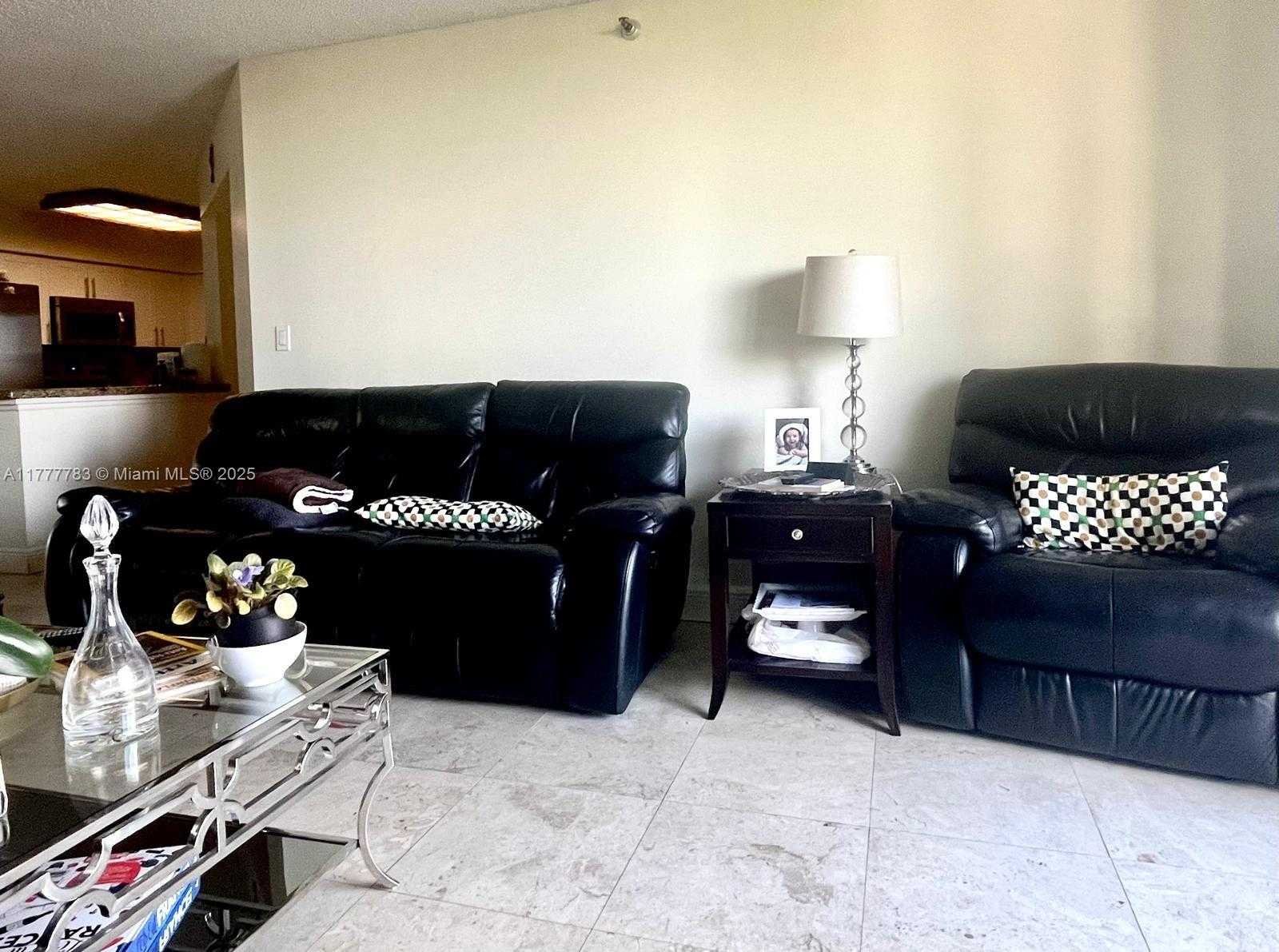 Small Image of 3530 MYSTIC POINTE DR #408, Aventura Number 11