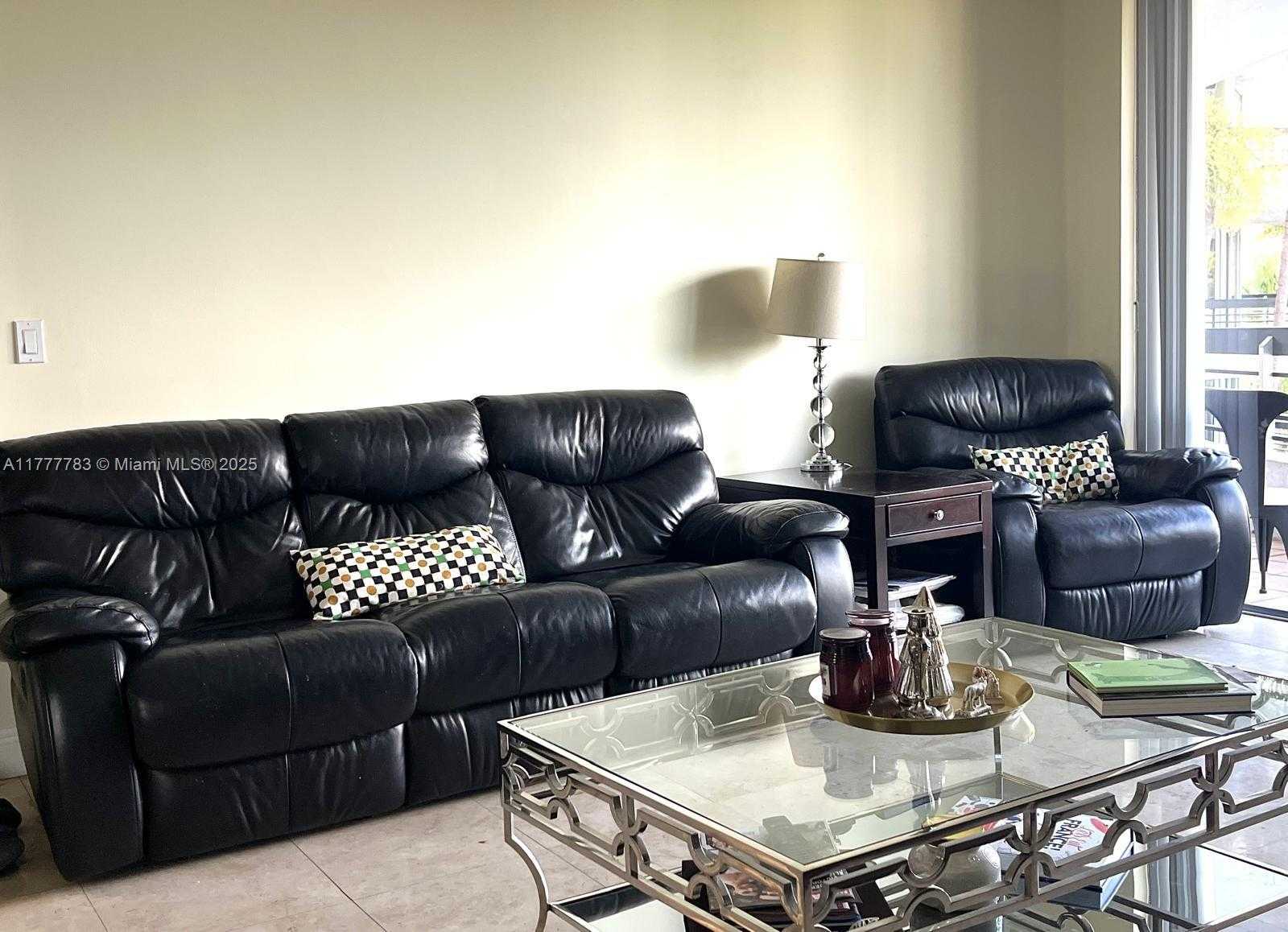 Small Image of 3530 MYSTIC POINTE DR #408, Aventura Number 12