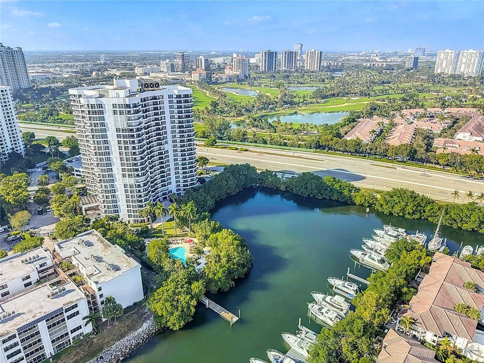 Small Image of 3530 MYSTIC POINTE DR #408, Aventura Number 2