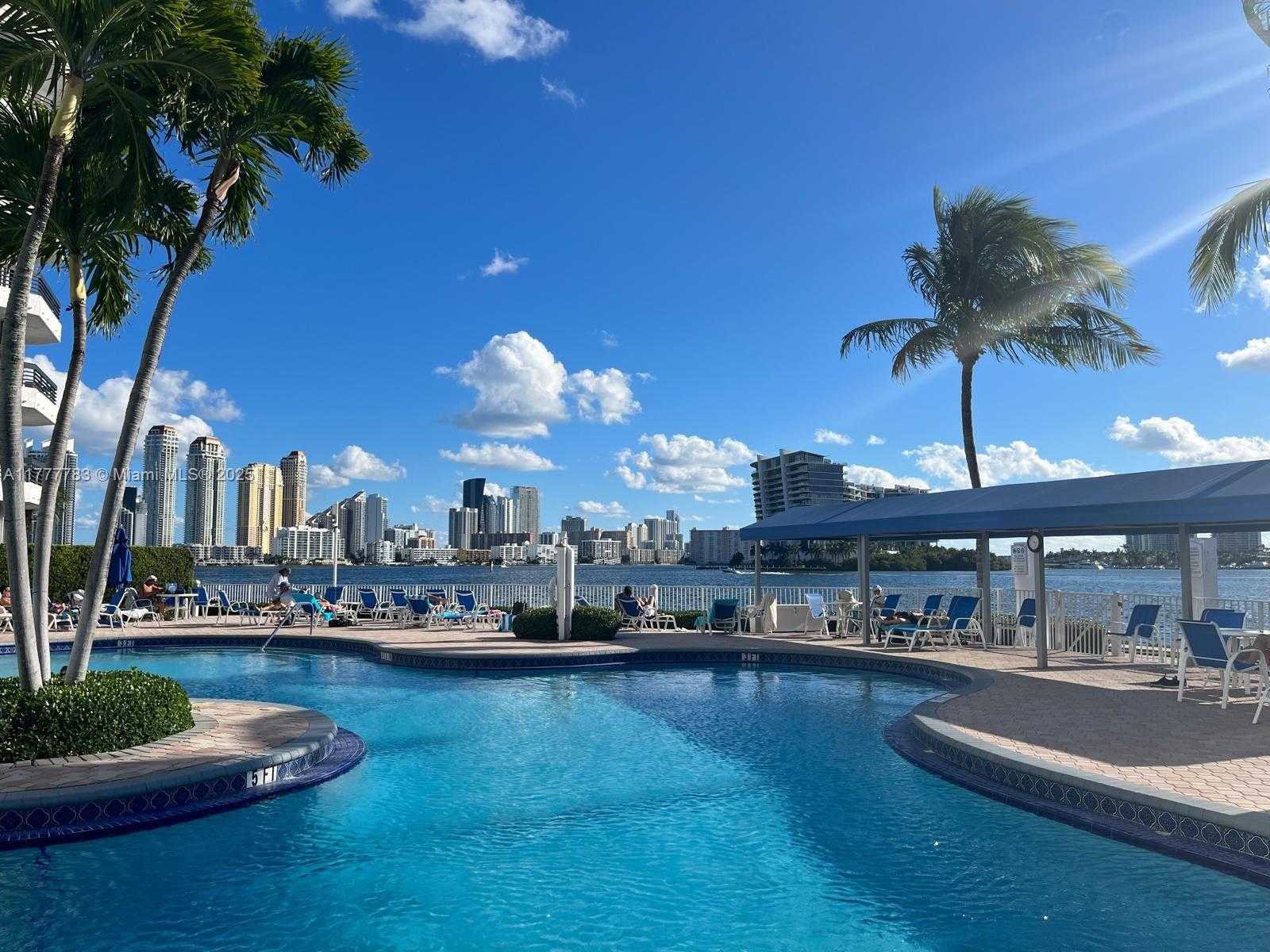 Small Image of 3530 MYSTIC POINTE DR #408, Aventura Number 26