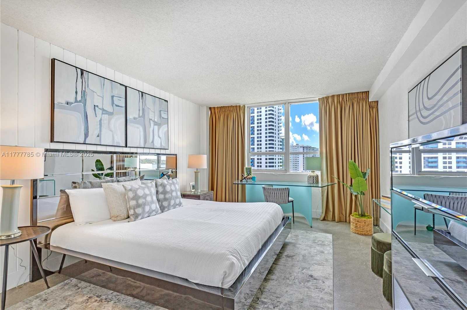 Small Image of 1500 Bay Rd, Miami Beach, FL 33139, USA Number 16