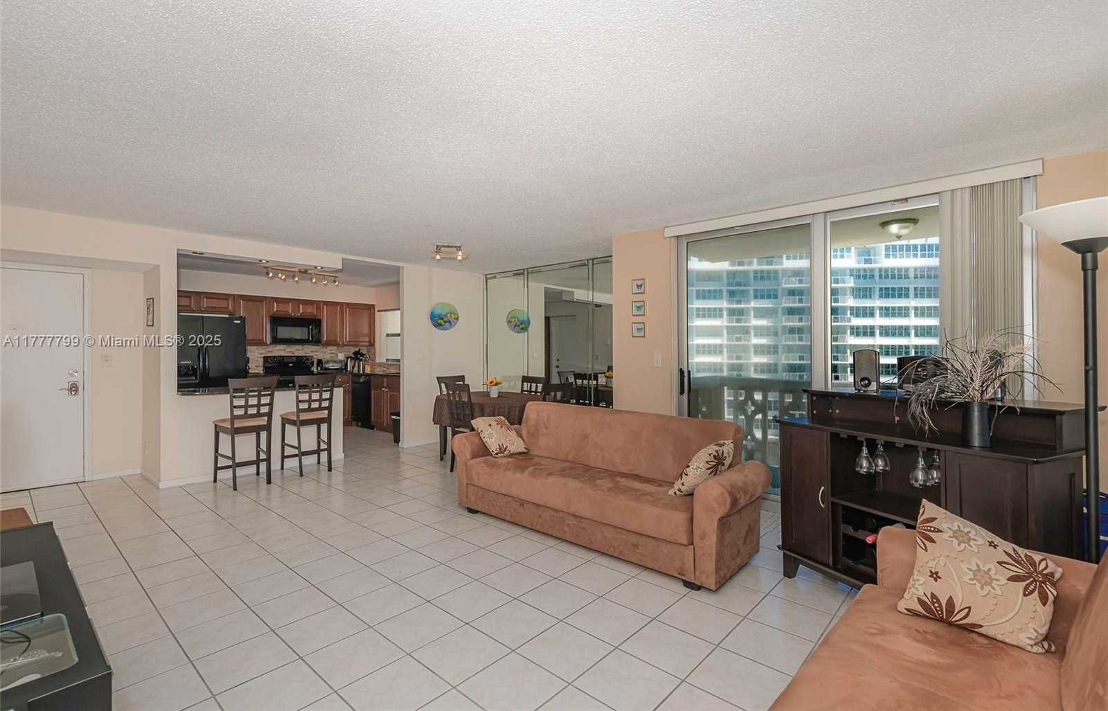 Small Image of 1817 SOUTH OCEAN DR #628, Hallandale Beach Number 7