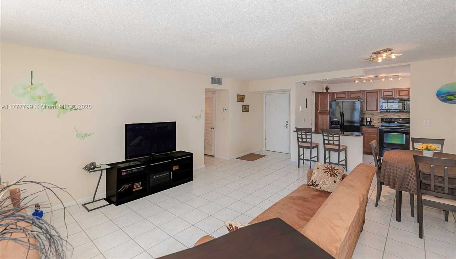 Small Image of 1817 SOUTH OCEAN DR #628, Hallandale Beach Number 8