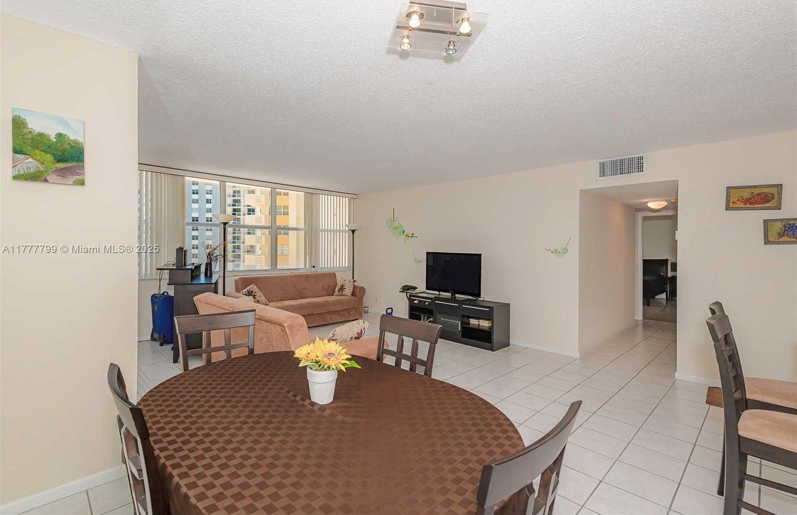 Small Image of 1817 SOUTH OCEAN DR #628, Hallandale Beach Number 9
