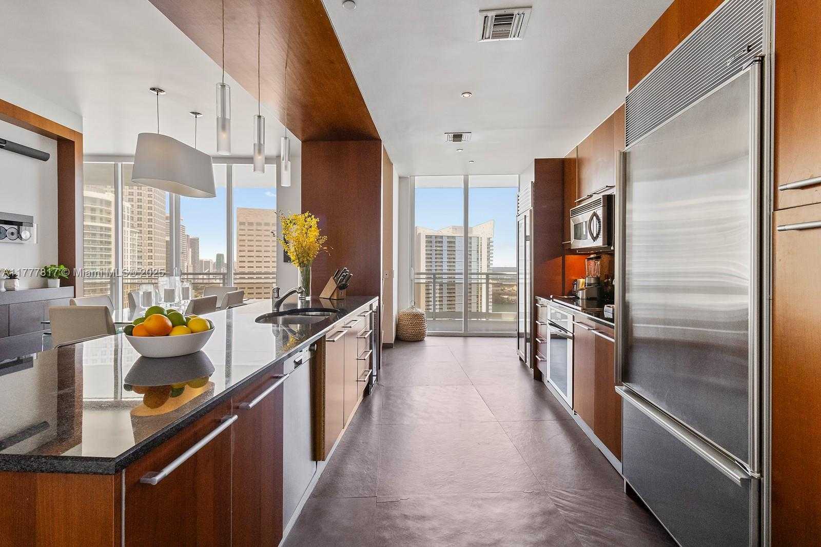 Small Image of 901 BRICKELL KEY BLVD #3607, Miami Number 2