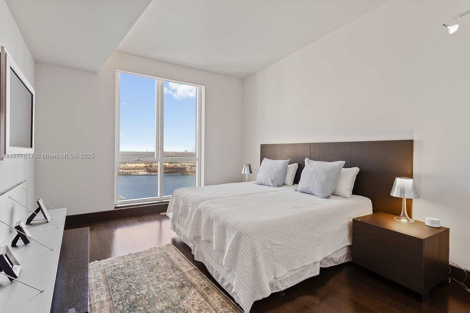 Small Image of 901 BRICKELL KEY BLVD #3607, Miami Number 27