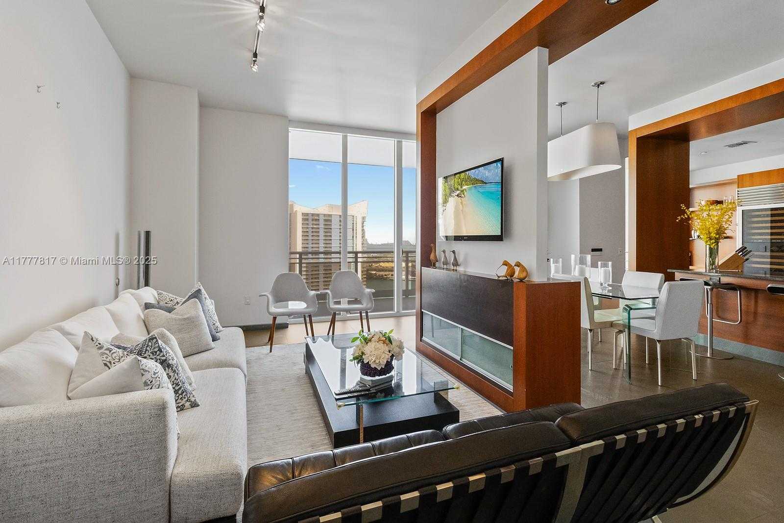 Small Image of 901 BRICKELL KEY BLVD #3607, Miami Number 8