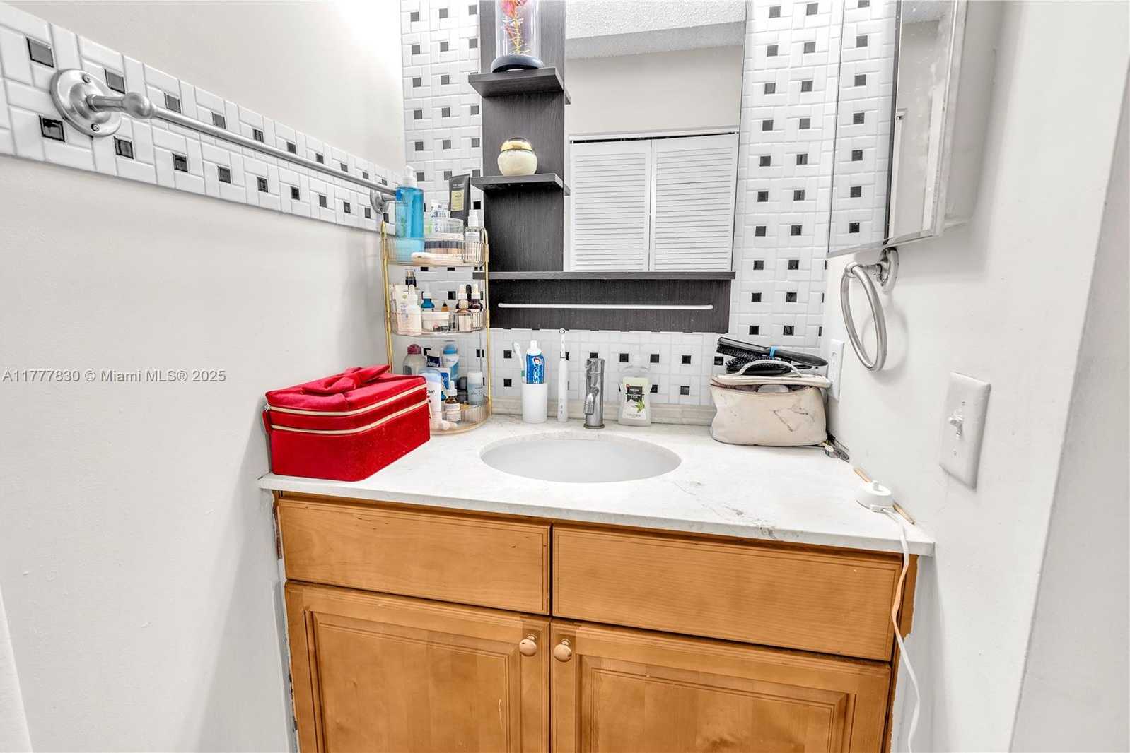 Small Image of 18850 NORTH WEST 57TH AVE #205, Hialeah Number 23