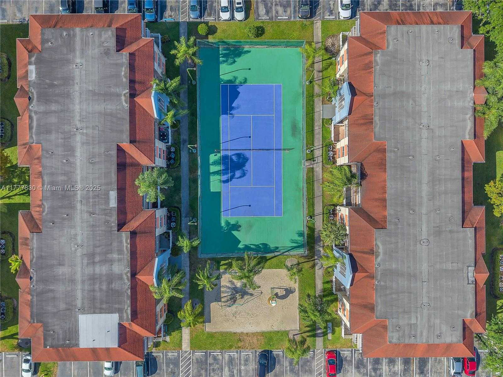 Small Image of 18850 NORTH WEST 57TH AVE #205, Hialeah Number 3