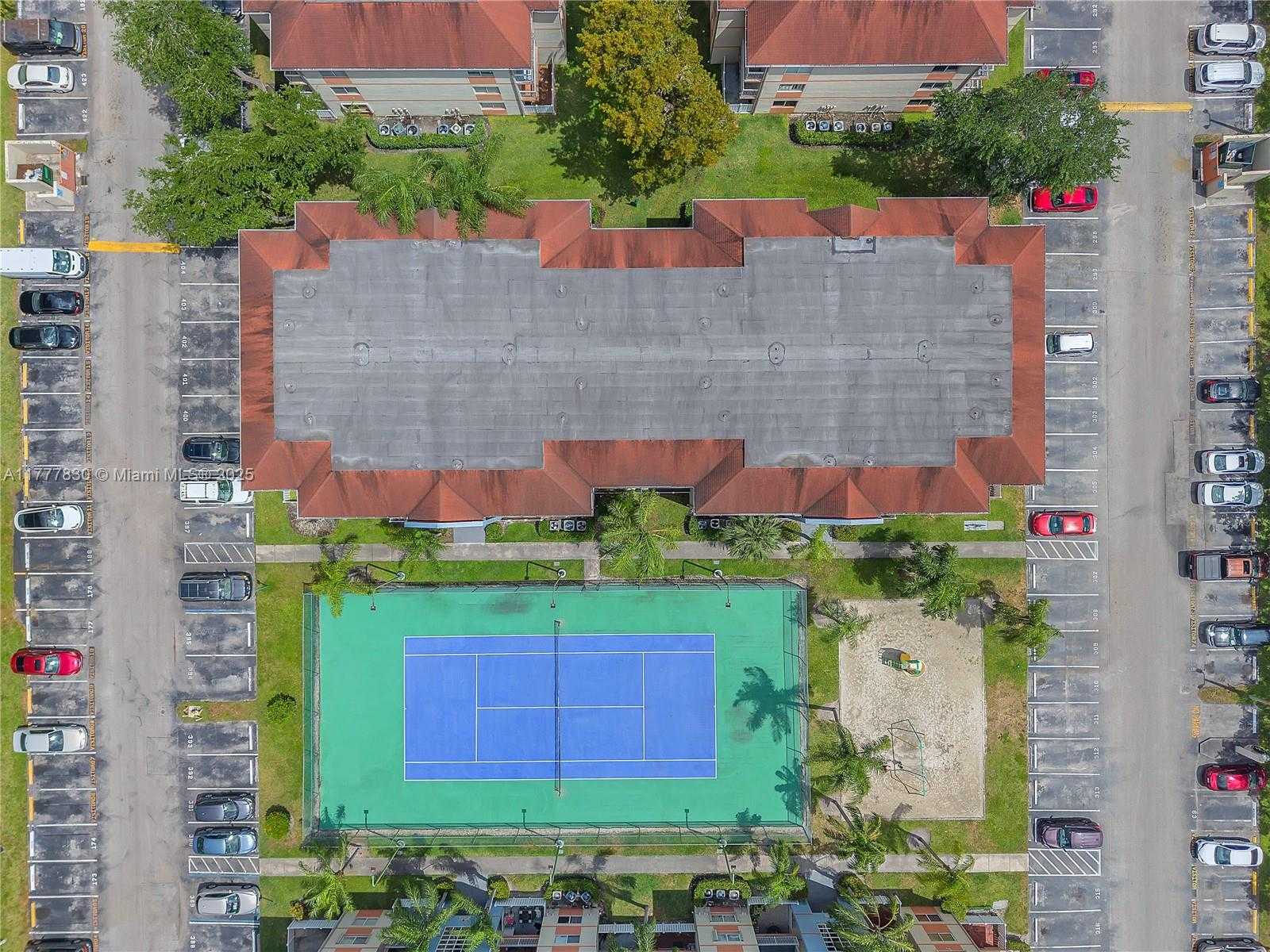 Small Image of 18850 NORTH WEST 57TH AVE #205, Hialeah Number 6