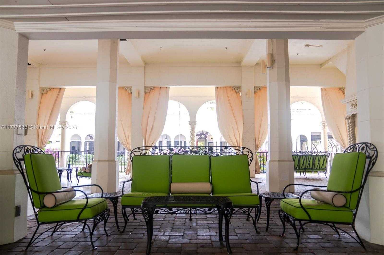 Small Image of 235 SUNRISE AVE #3052, Palm Beach Number 16