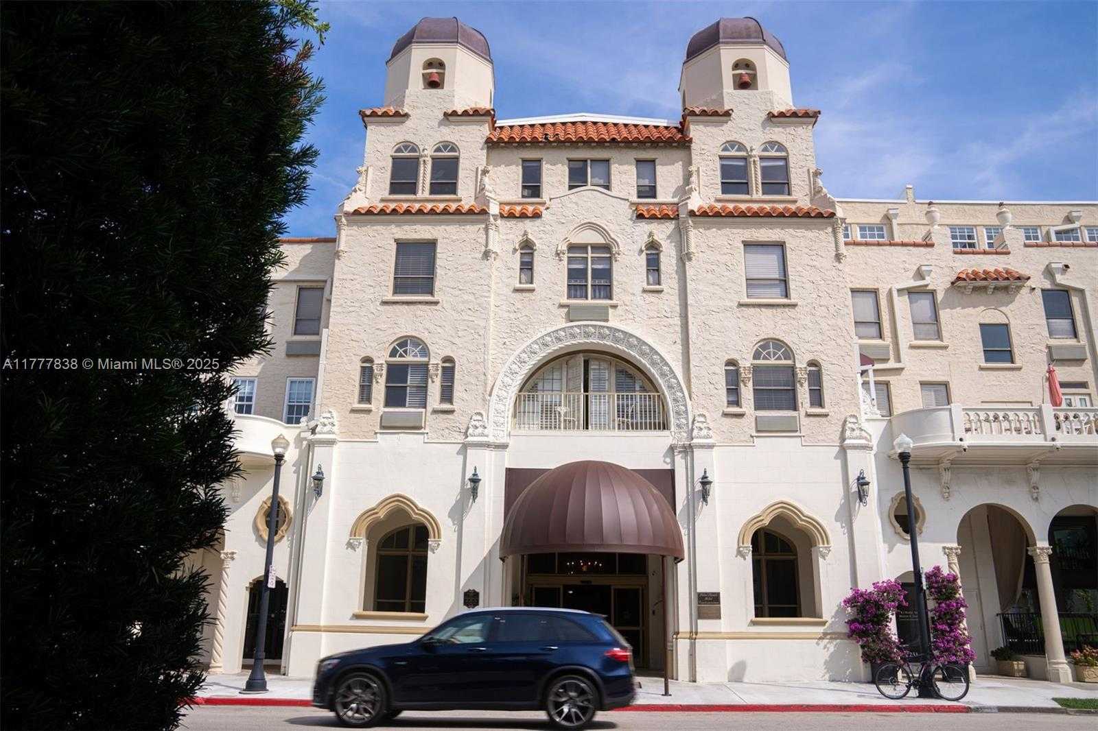 Small Image of 235 SUNRISE AVE #3052, Palm Beach Number 7