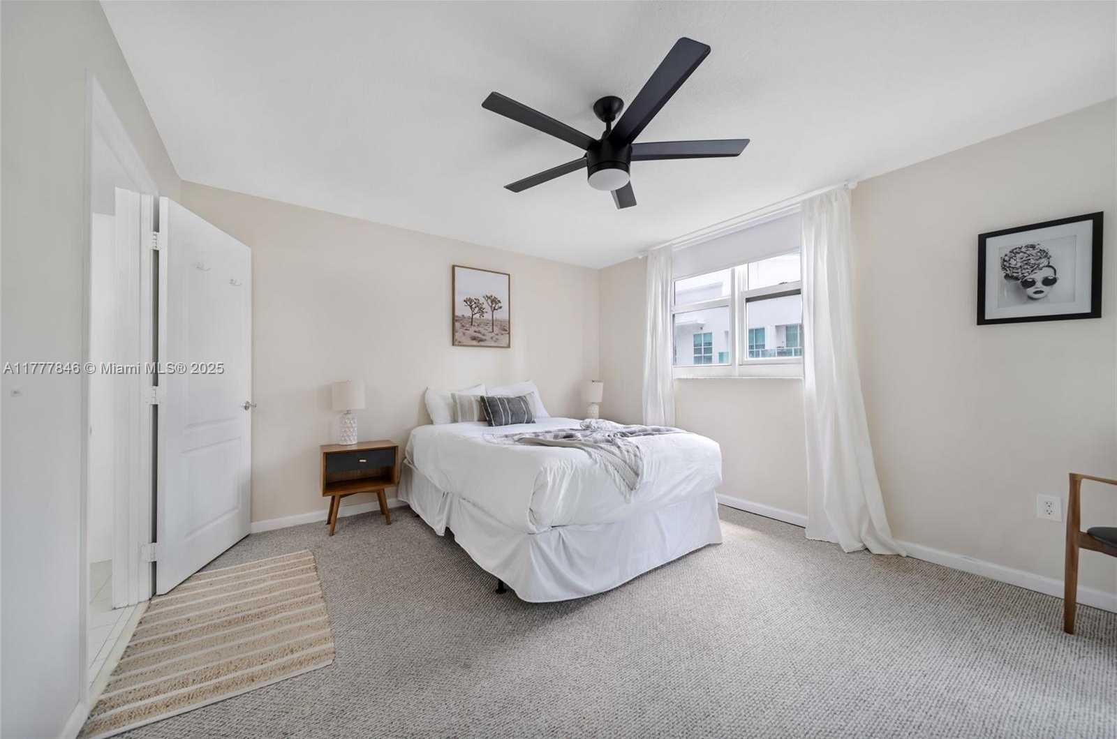 Small Image of 1200 BRICKELL BAY DR #2515, Miami Number 26