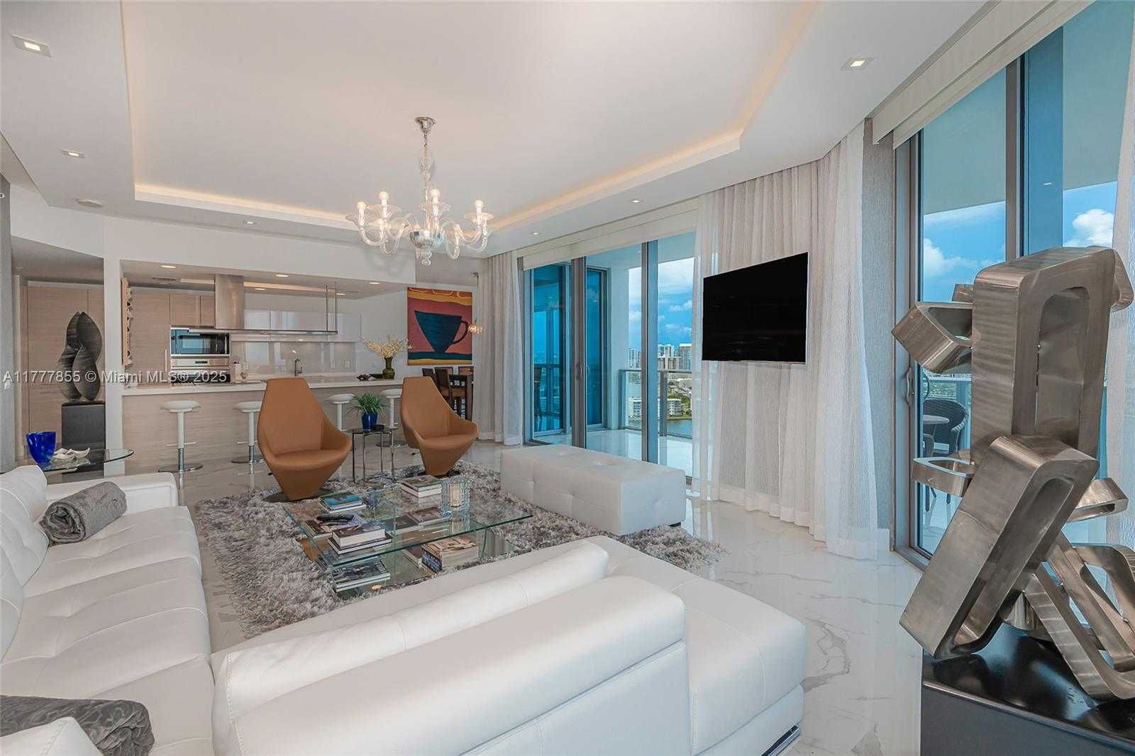 Small Image of 17301 BISCAYNE BLVD #2209, North Miami Beach Number 13