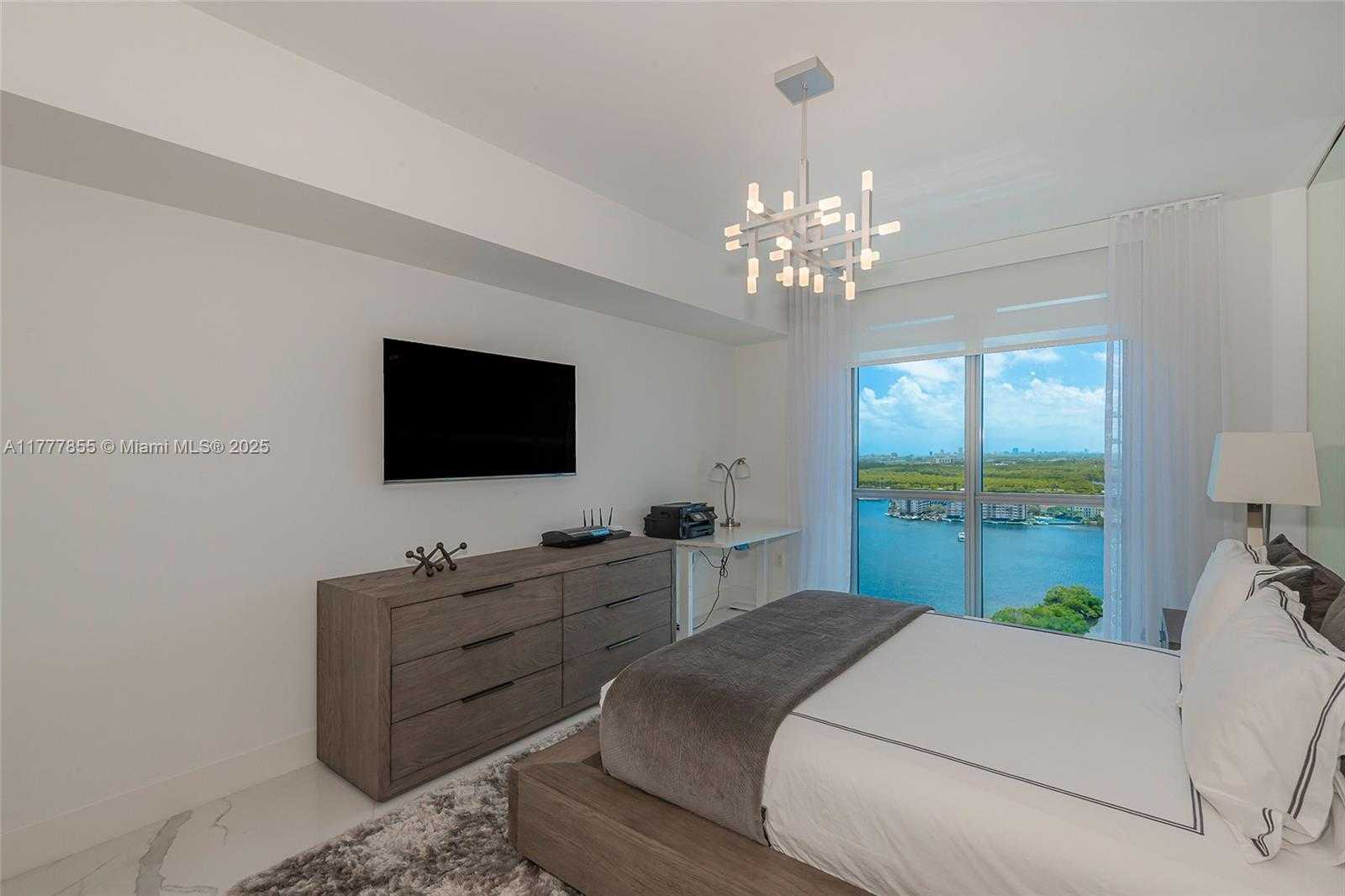 Small Image of 17301 BISCAYNE BLVD #2209, North Miami Beach Number 31