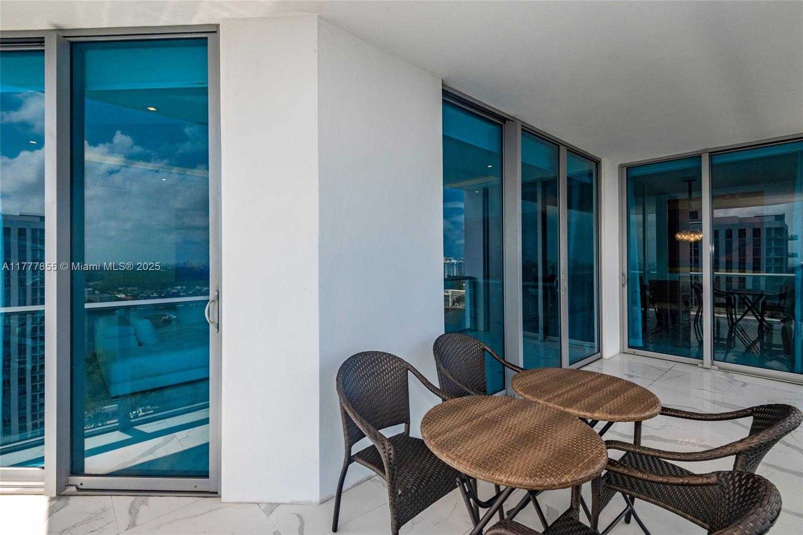 Small Image of 17301 BISCAYNE BLVD #2209, North Miami Beach Number 54