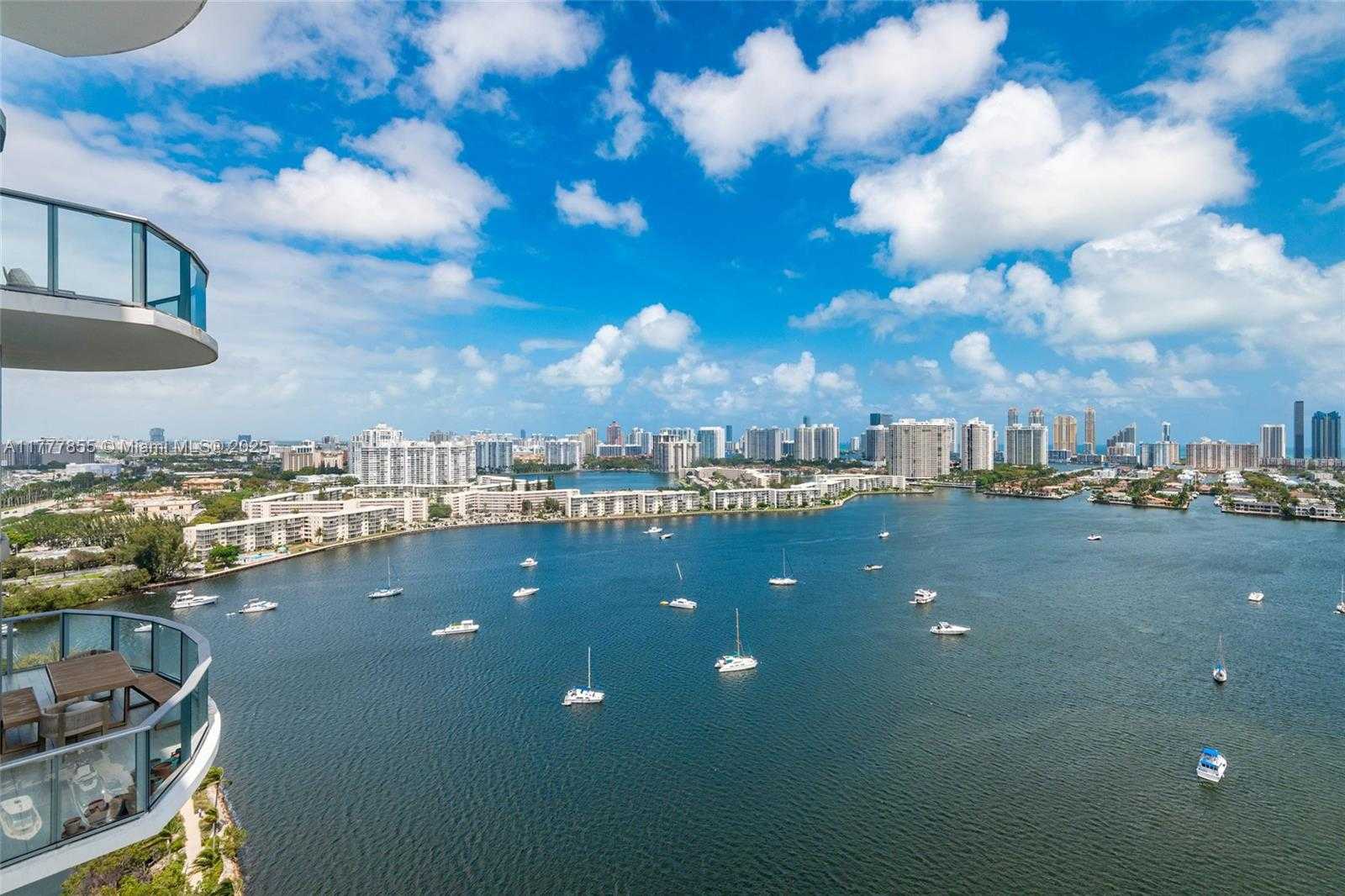 Small Image of 17301 BISCAYNE BLVD #2209, North Miami Beach Number 55