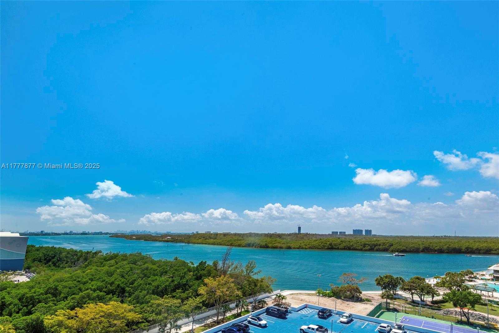 Small Image of 100 BAYVIEW DR #1026, Sunny Isles Beach Number 35