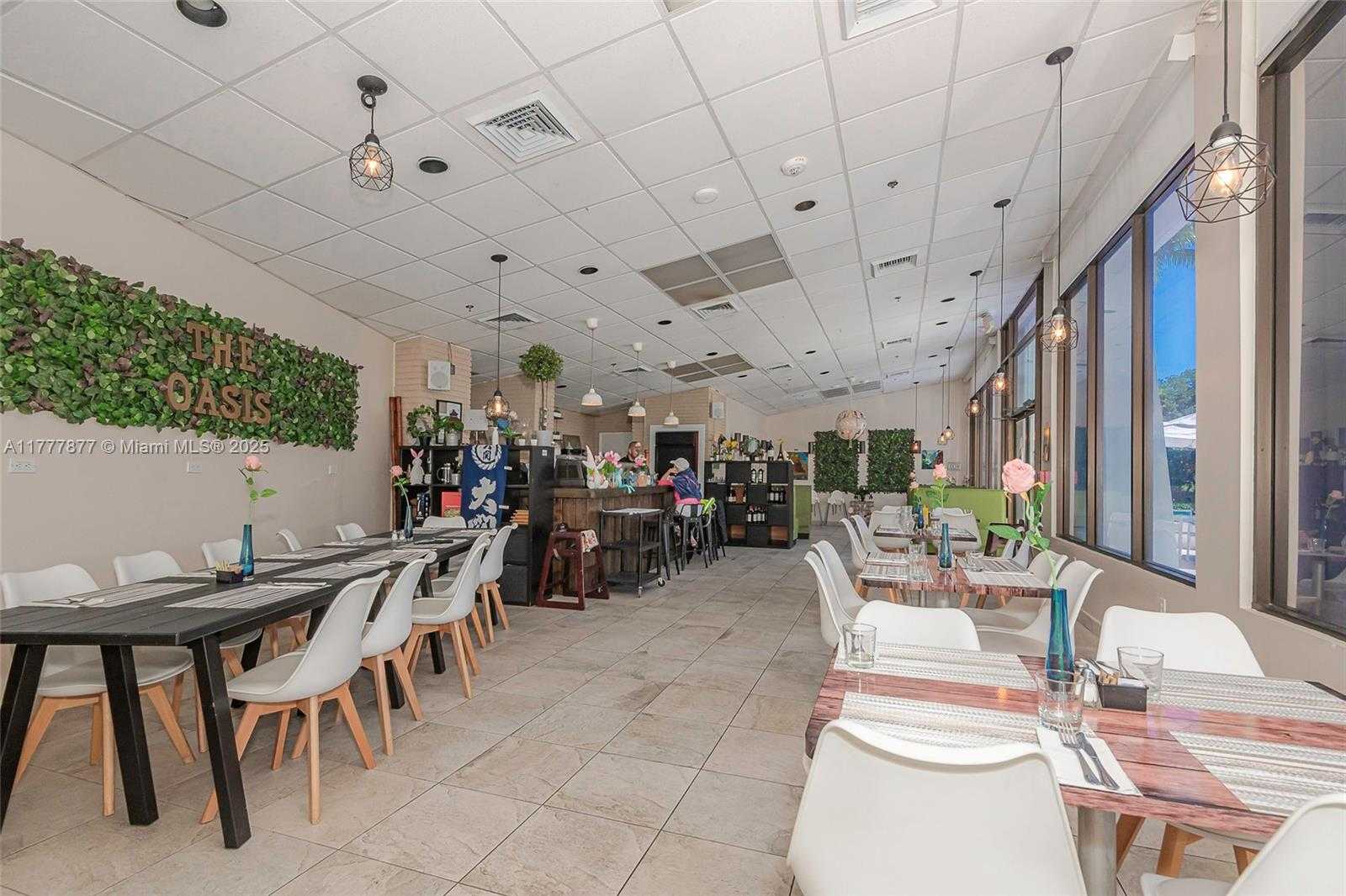 Small Image of 100 BAYVIEW DR #1026, Sunny Isles Beach Number 39