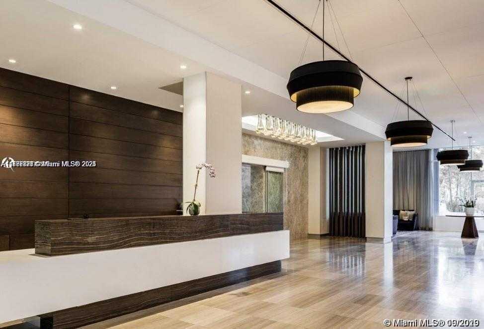 Small Image of 100 BAYVIEW DR #1026, Sunny Isles Beach Number 47