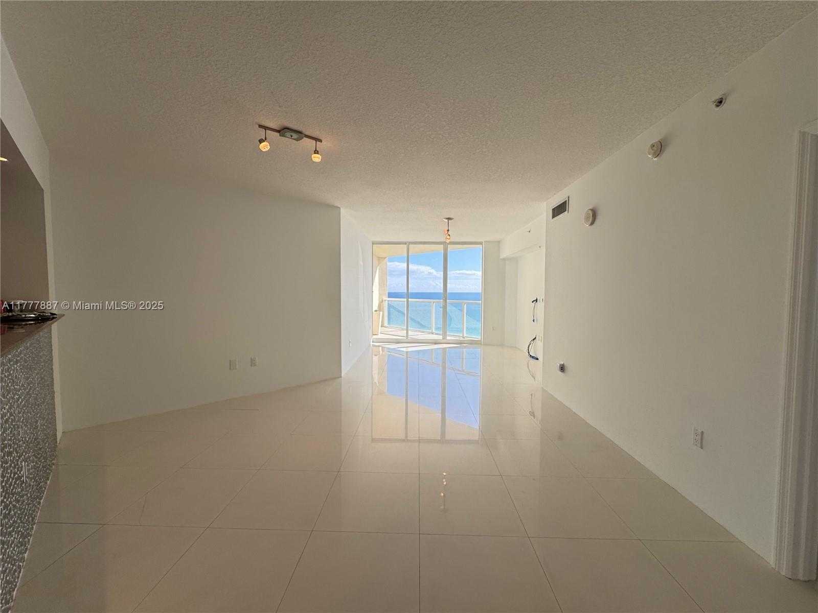 Small Image of 16699 COLLINS AVE #1610, Sunny Isles Beach Number 3