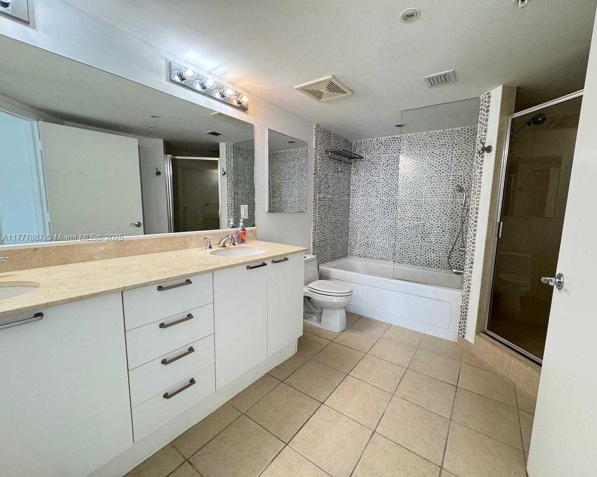Small Image of 16699 COLLINS AVE #1610, Sunny Isles Beach Number 7