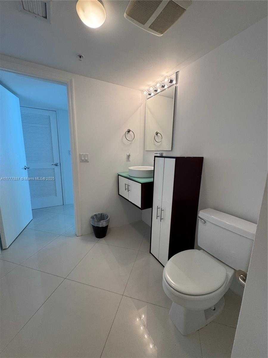 Small Image of 16699 COLLINS AVE #1610, Sunny Isles Beach Number 8