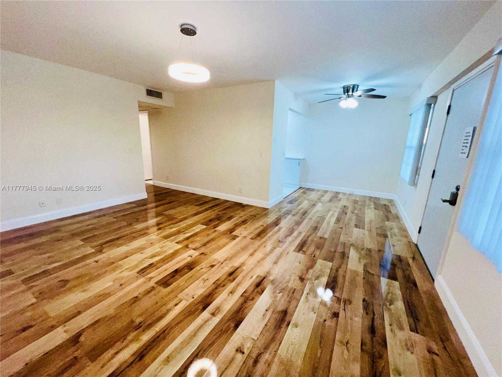 Small Image of 13250 SOUTH WEST 4TH CT #405G, Pembroke Pines Number 10