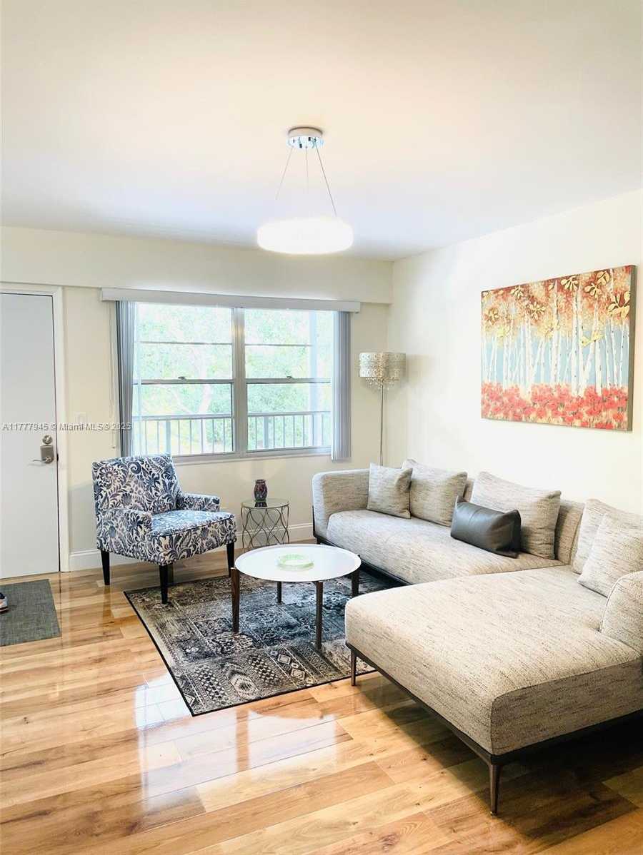 Small Image of 13250 SOUTH WEST 4TH CT #405G, Pembroke Pines Number 2