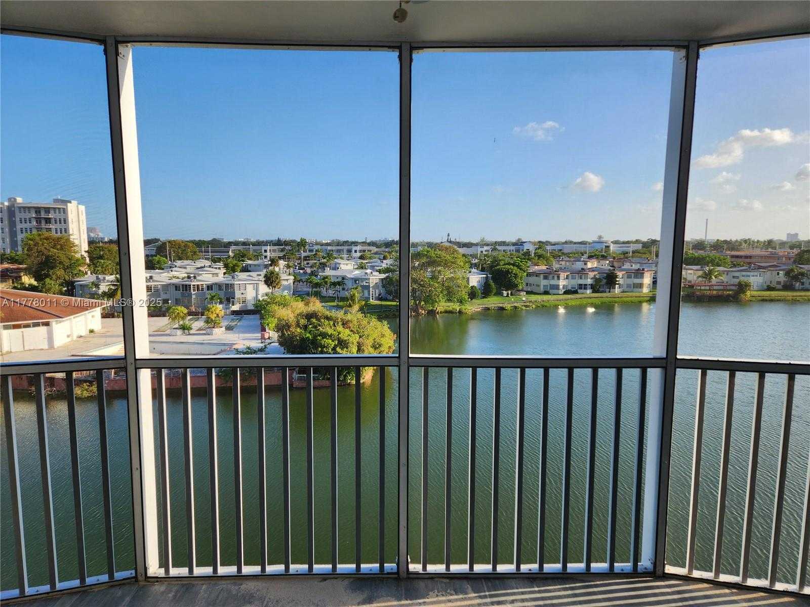 Small Image of 1750 NORTH EAST 191ST ST #626-4, Miami Number 5