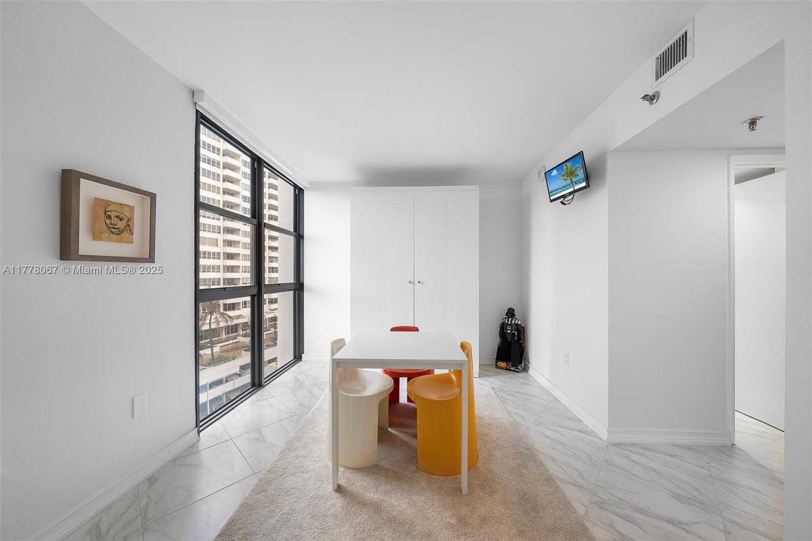 Small Image of 9 ISLAND AVE #710, Miami Beach Number 13
