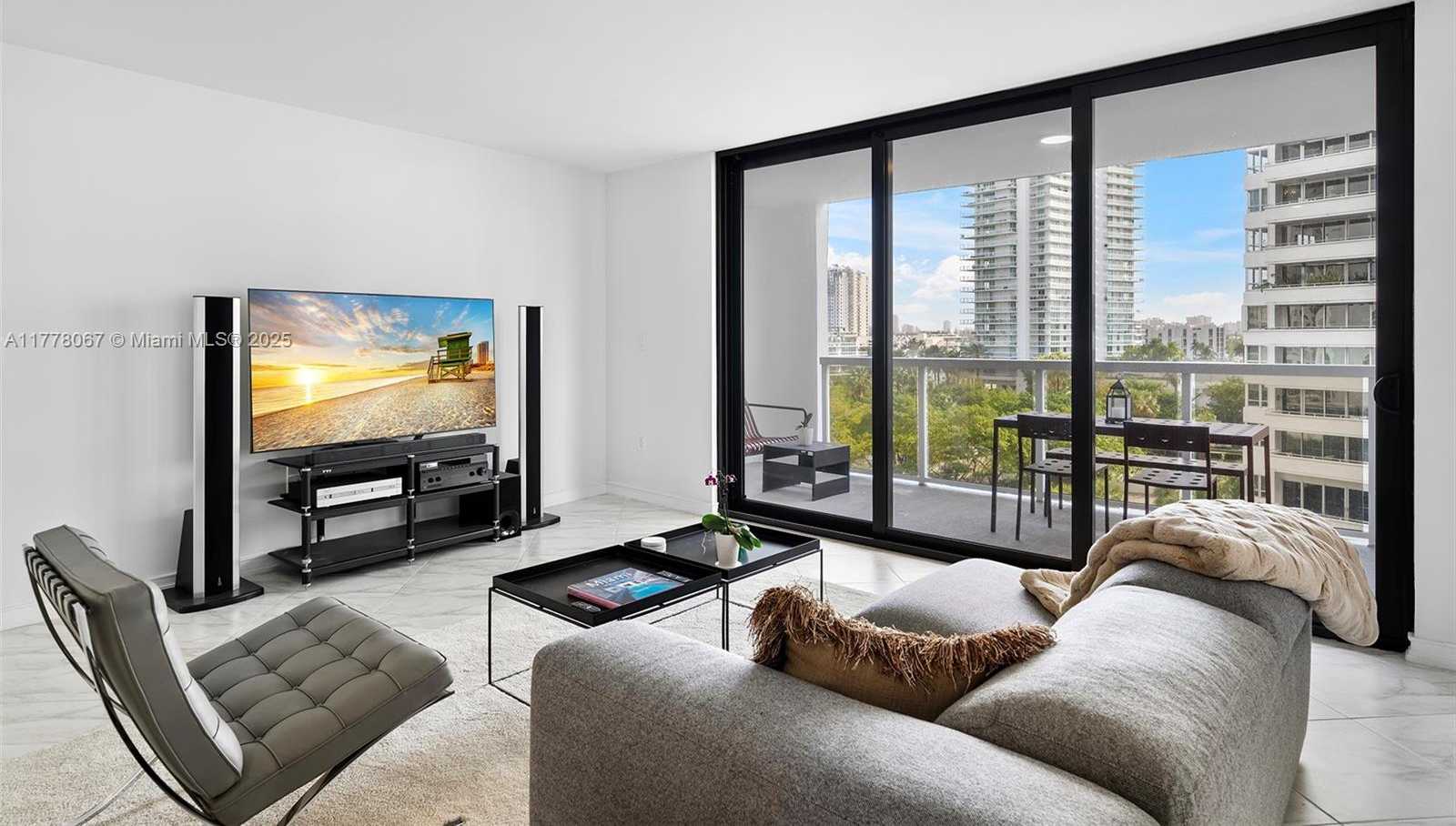 Small Image of 9 ISLAND AVE #710, Miami Beach Number 15