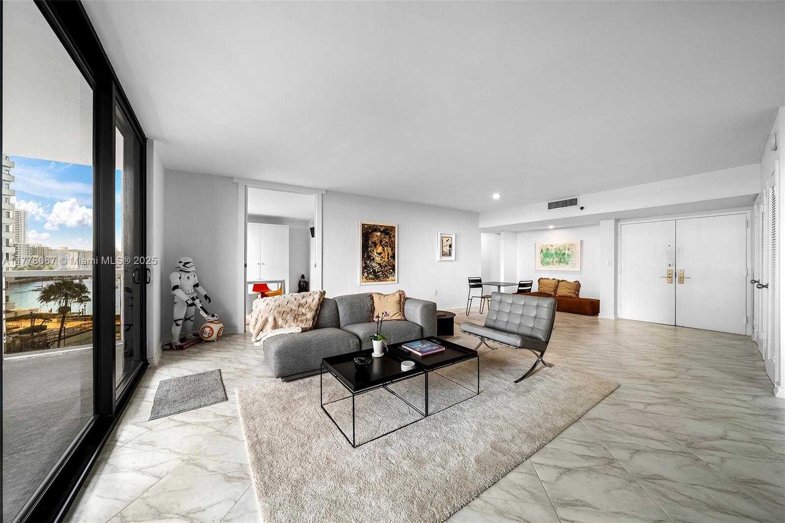 Small Image of 9 ISLAND AVE #710, Miami Beach Number 5