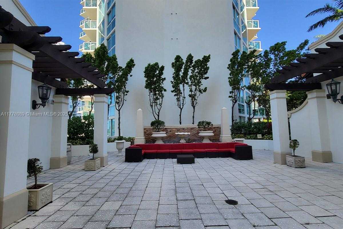 Small Image of 150 Sunny Isles Blvd, Sunny Isles Beach, FL 33160, USA Number 26