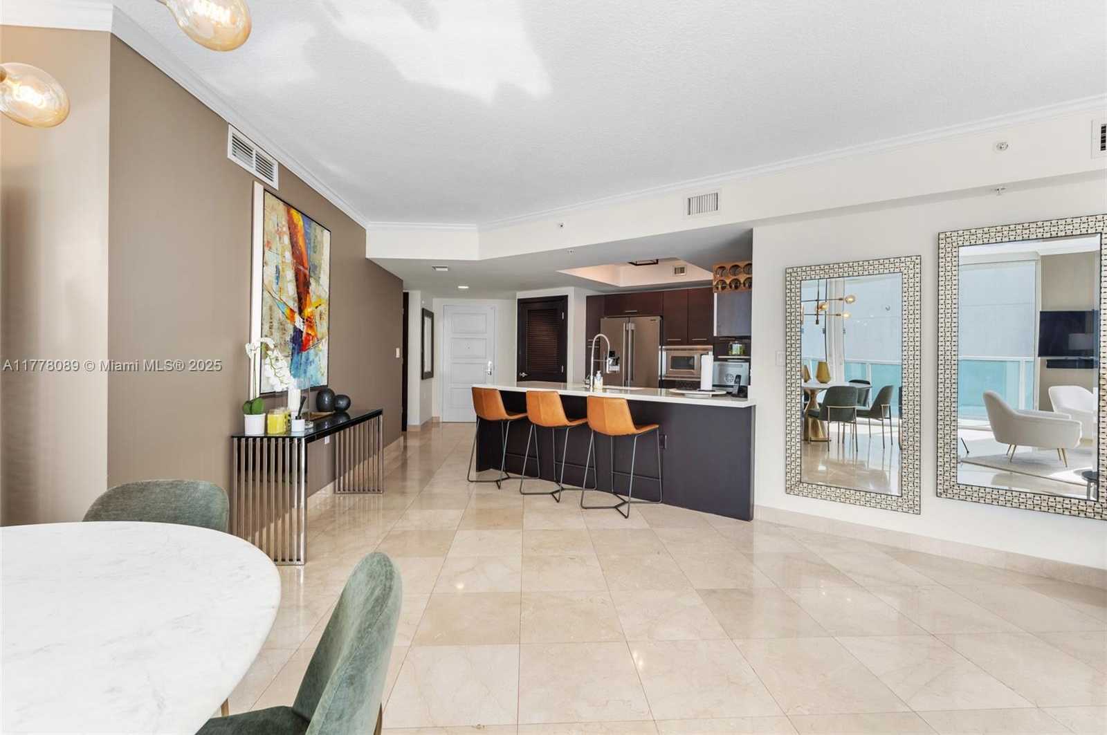 Small Image of 150 Sunny Isles Blvd, Sunny Isles Beach, FL 33160, USA Number 6
