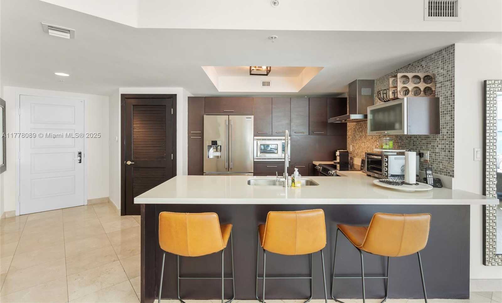Small Image of 150 Sunny Isles Blvd, Sunny Isles Beach, FL 33160, USA Number 7