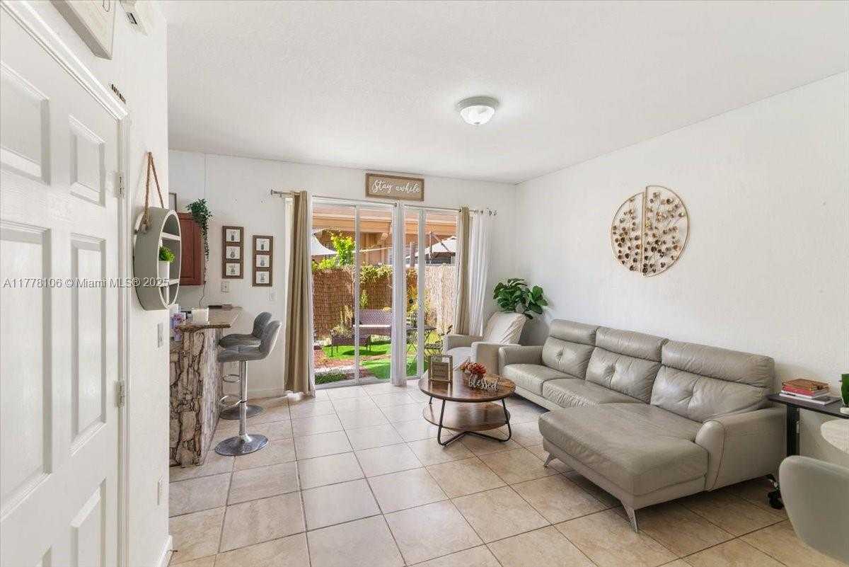 Small Image of 12958 SOUTH WEST 135TH ST #12958, Miami Number 11