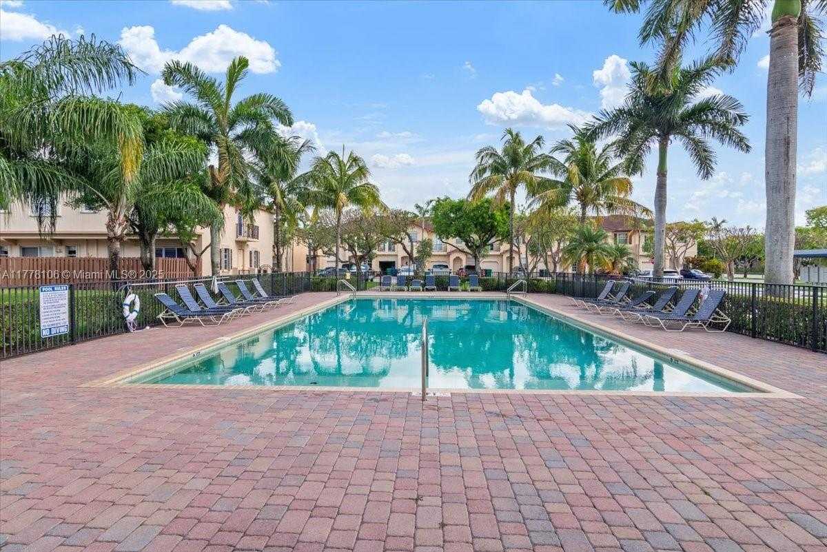 Small Image of 12958 SOUTH WEST 135TH ST #12958, Miami Number 23