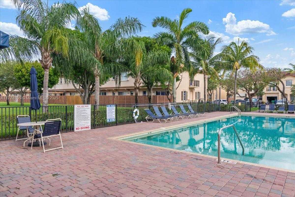 Small Image of 12958 SOUTH WEST 135TH ST #12958, Miami Number 34